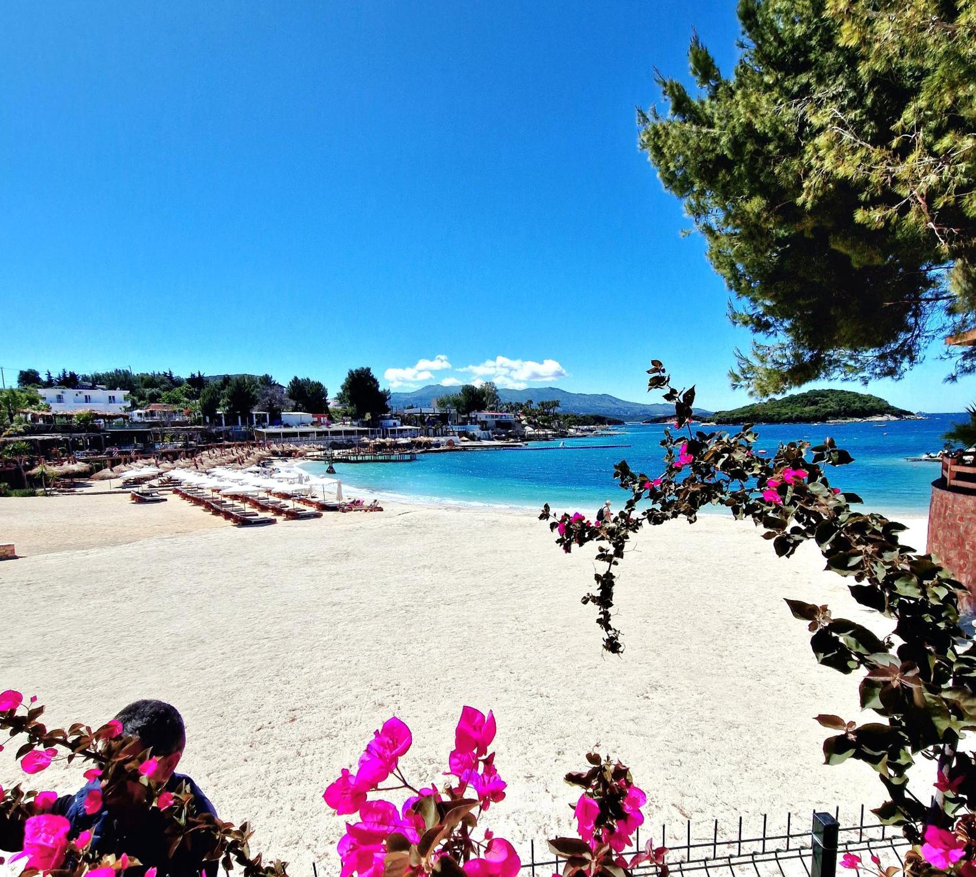 Hotel Villagekona Ksamil Exteriér fotografie